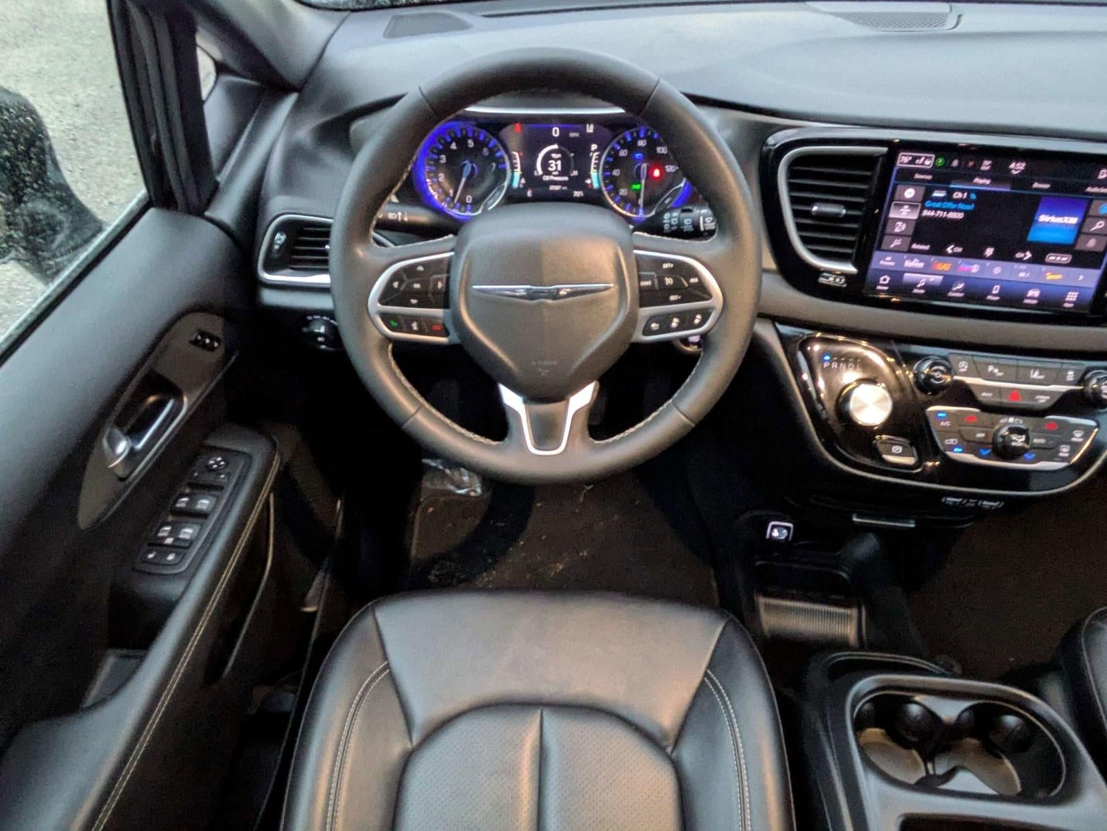2025 Chrysler Pacifica Select FWD