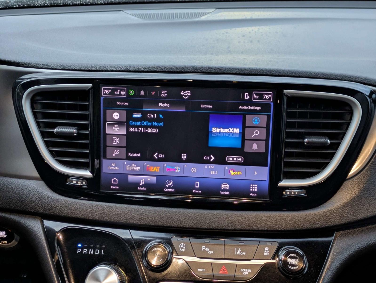2025 Chrysler Pacifica Select FWD
