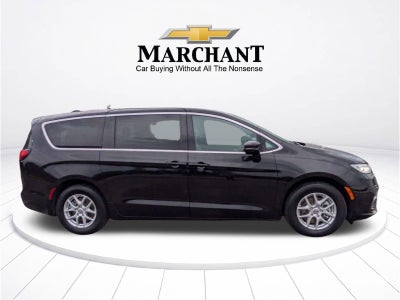 2025 Chrysler Pacifica Select FWD