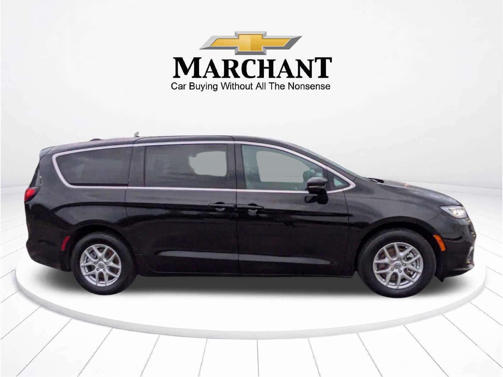 2025 Chrysler Pacifica Select FWD