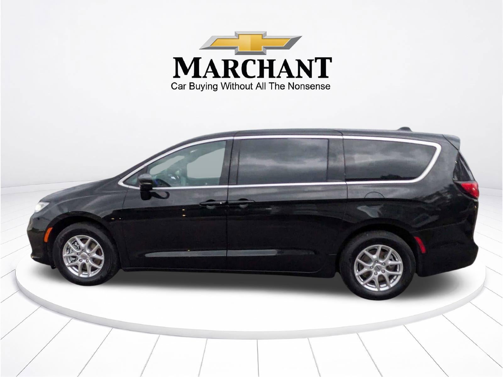 2025 Chrysler Pacifica Select FWD