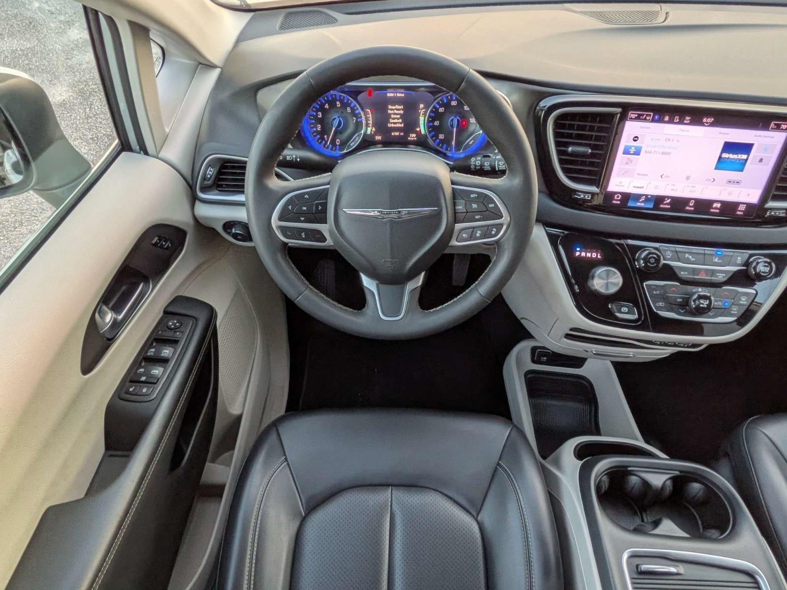 2023 Chrysler Pacifica Touring L FWD