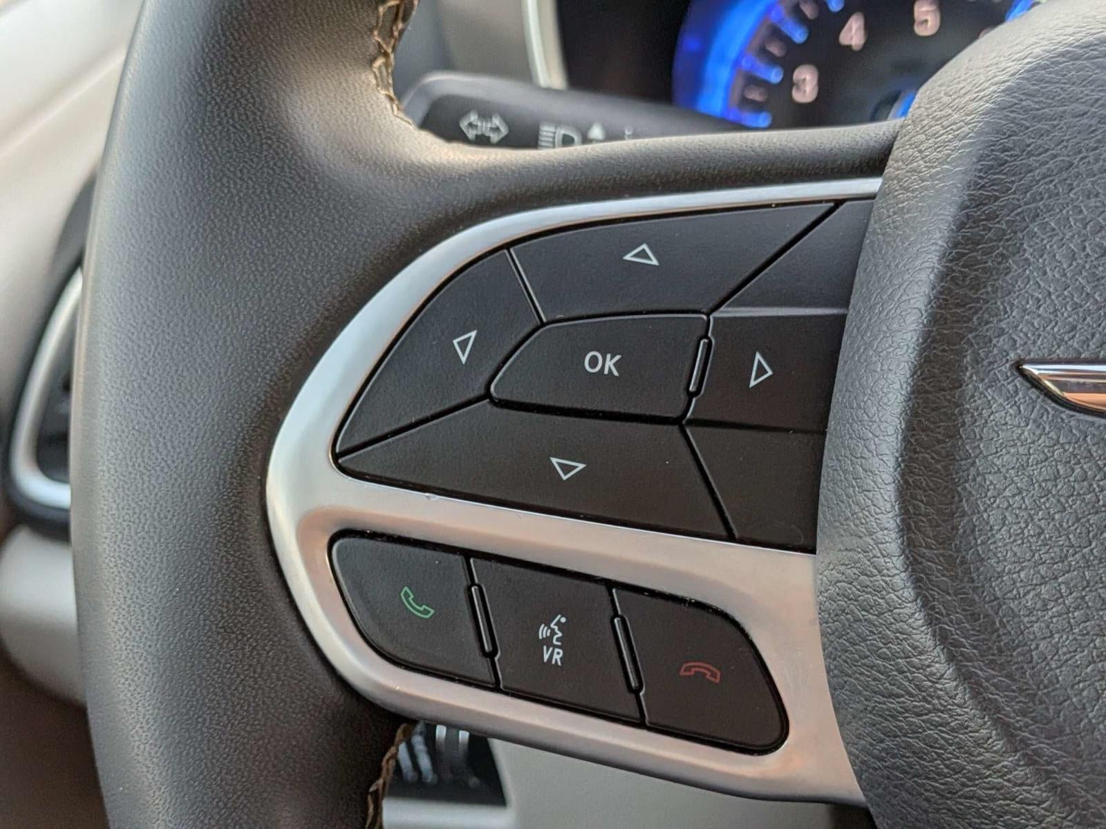 2023 Chrysler Pacifica Touring L FWD