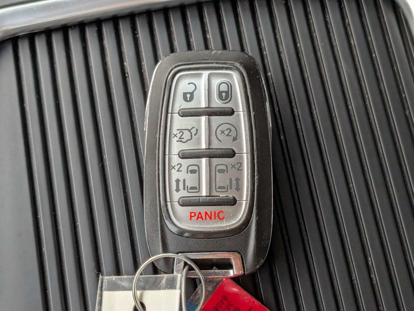 2023 Chrysler Pacifica Touring L FWD