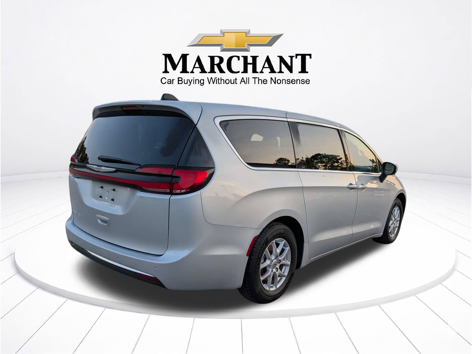 2023 Chrysler Pacifica Touring L FWD