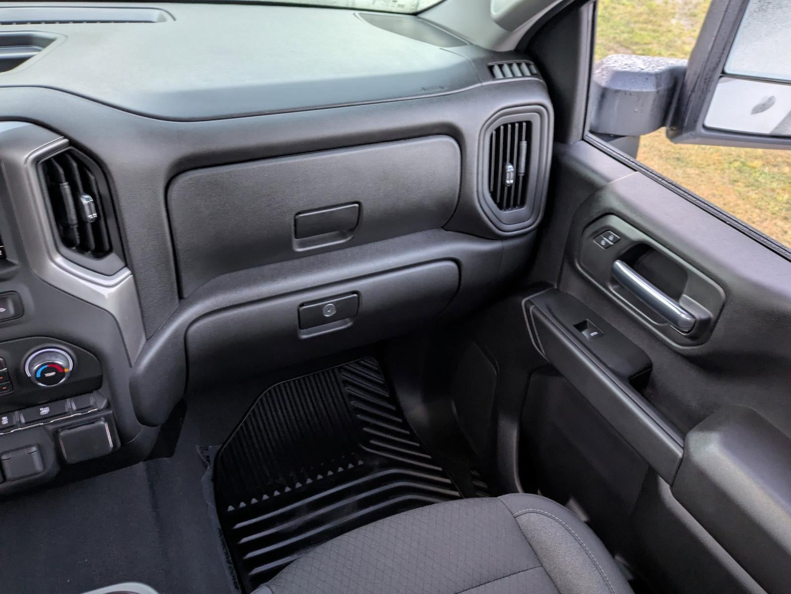 2025 Chevrolet Silverado 2500 HD Crew Cab Standard Box 4-Wheel Drive Custom