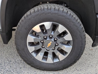 2024 Chevrolet Silverado 2500 HD Crew Cab Standard Box 4-Wheel Drive Custom