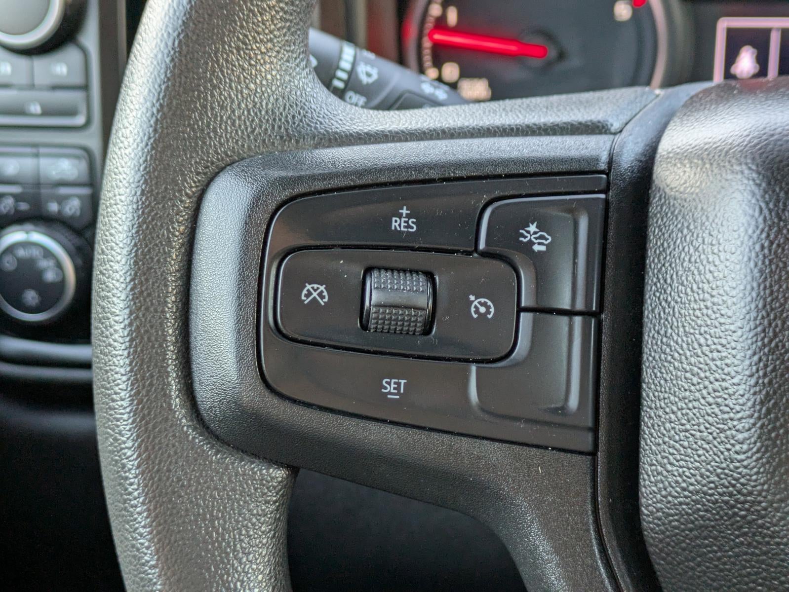 2024 Chevrolet Silverado 2500 HD Crew Cab Standard Box 4-Wheel Drive Custom