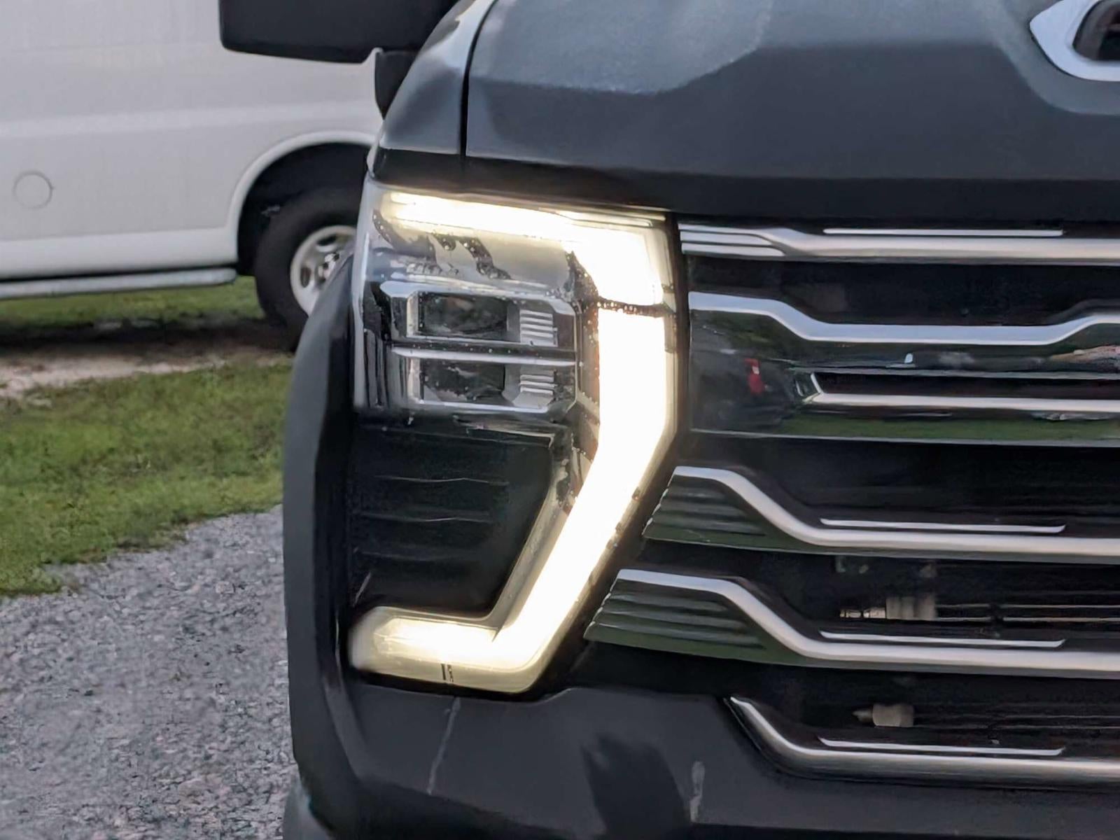 2024 Chevrolet Silverado 3500 HD Crew Cab Standard Box 4-Wheel Drive High Country