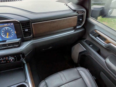 2024 Chevrolet Silverado 3500 HD Crew Cab Standard Box 4-Wheel Drive High Country