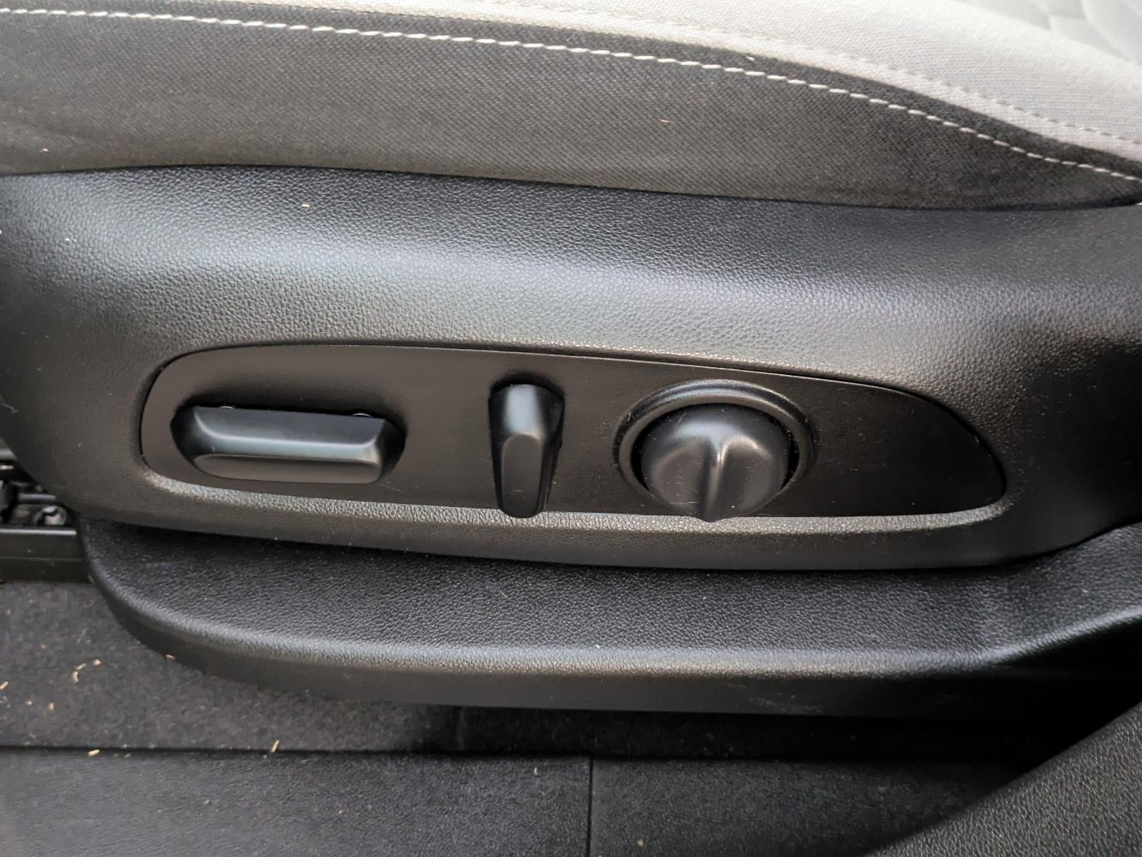 2020 Chevrolet Equinox FWD LT