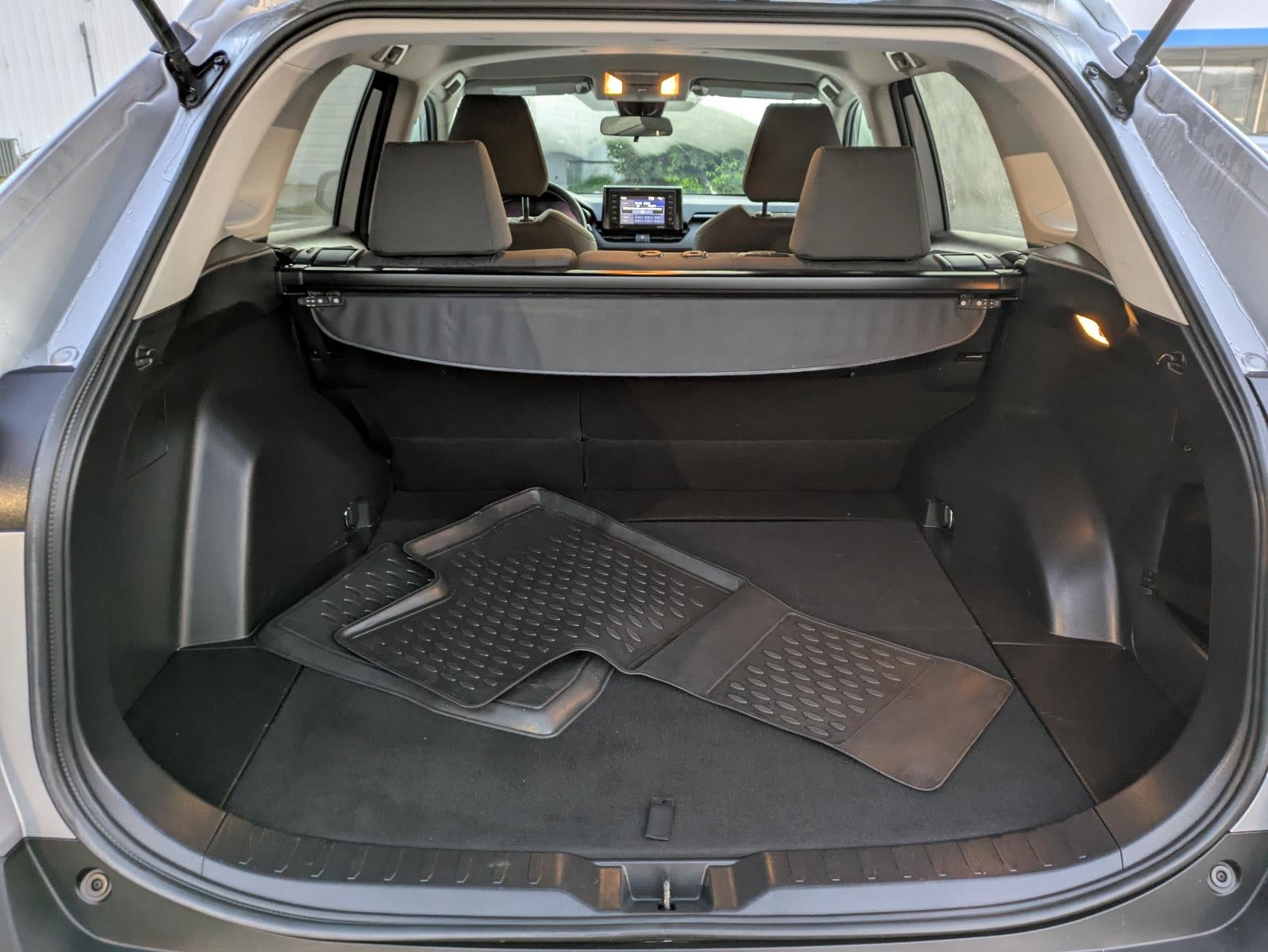 2021 Toyota RAV4 XLE FWD (GS)