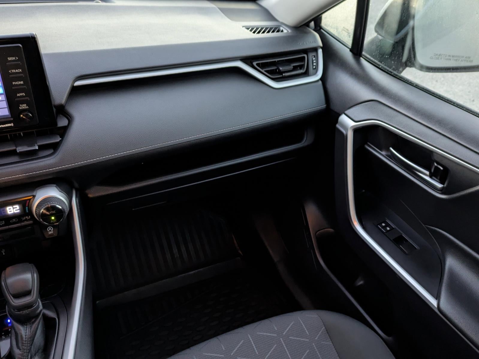 2021 Toyota RAV4 XLE FWD (GS)