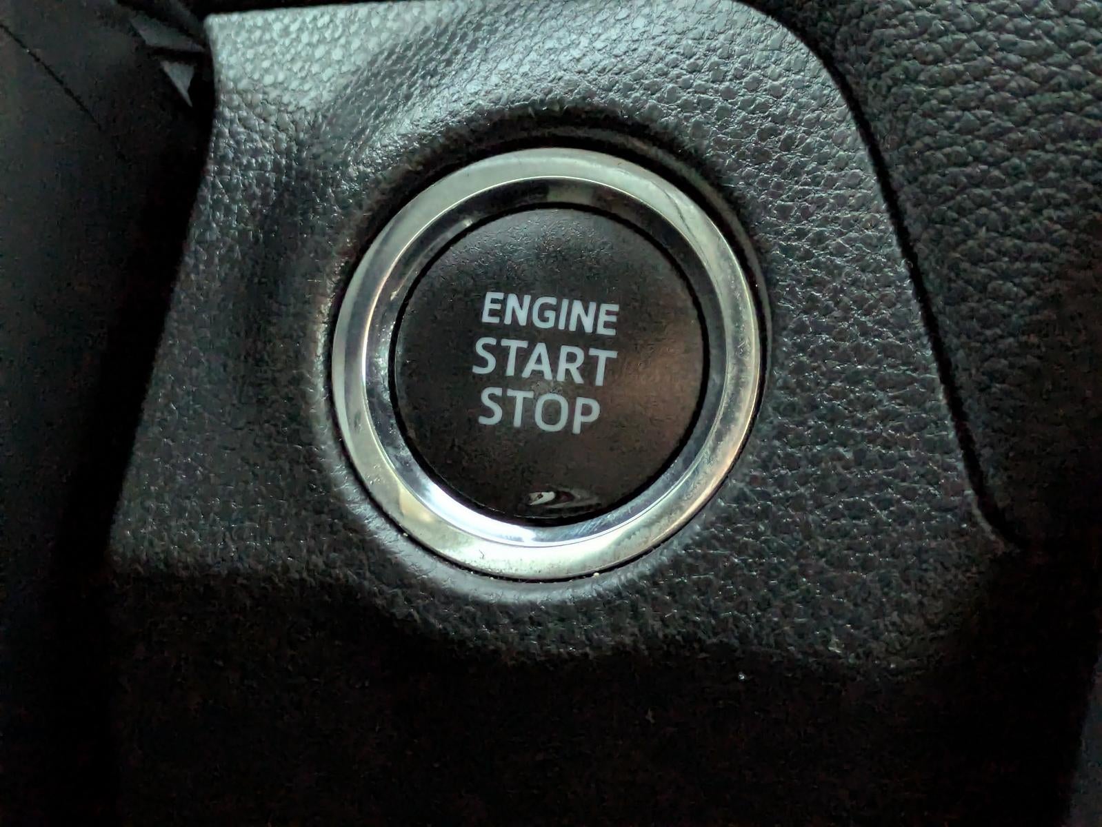 2021 Toyota RAV4 XLE FWD (GS)