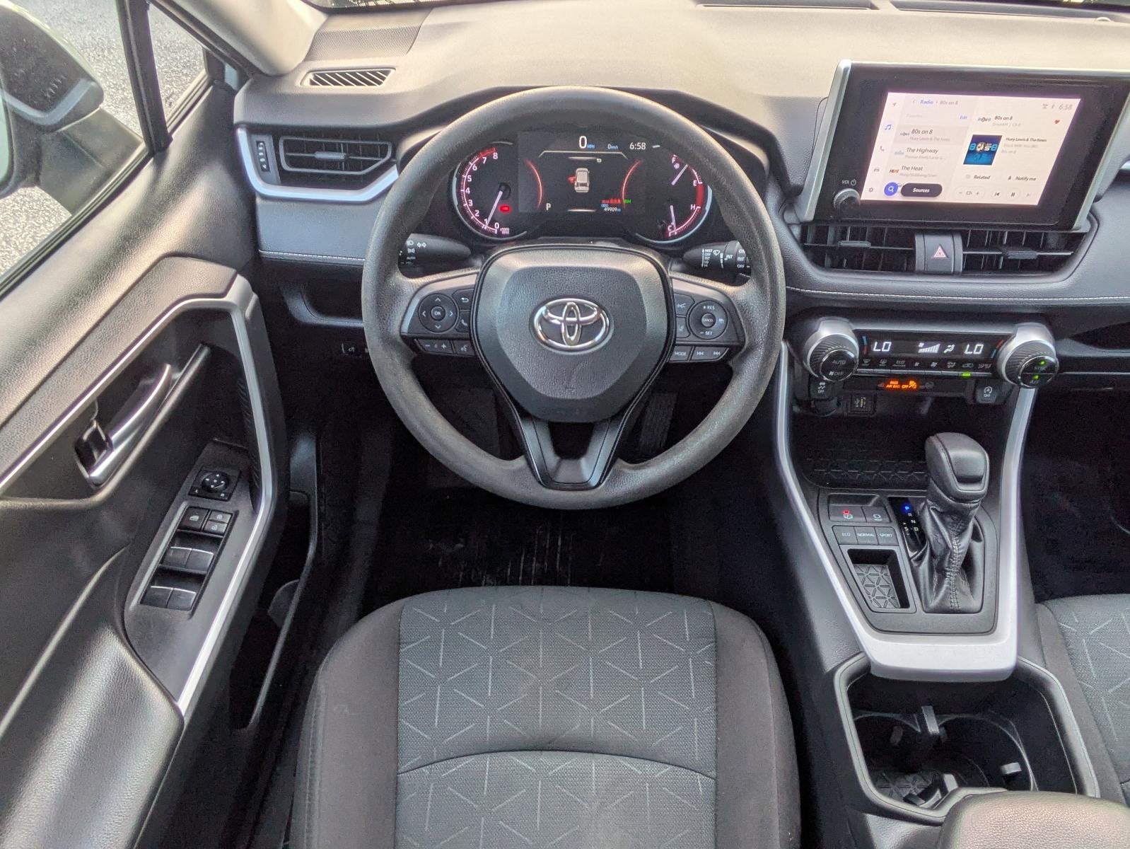 2023 Toyota RAV4 XLE FWD (GS)
