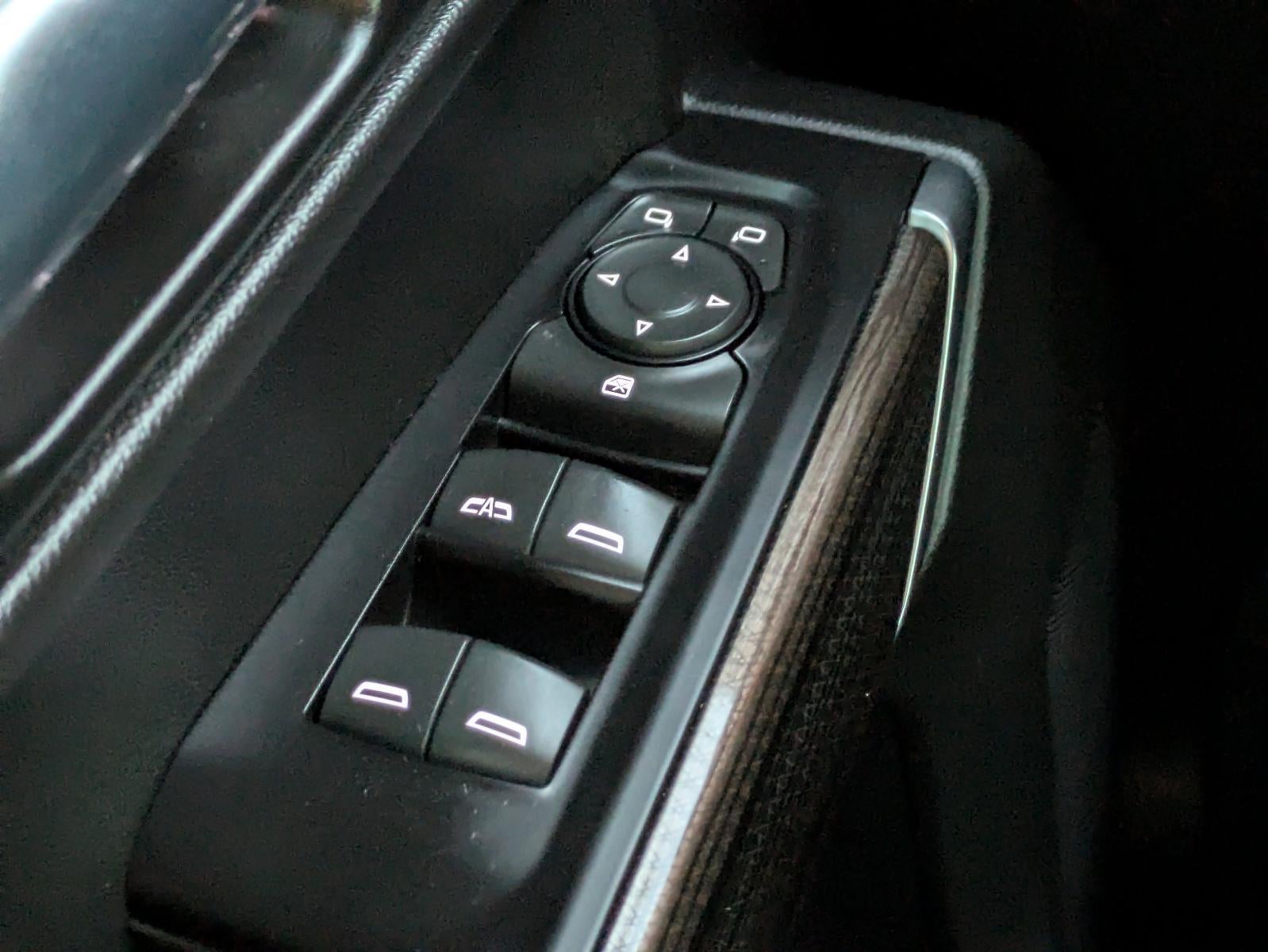 2020 Chevrolet Silverado 1500 Crew Cab Short Box 2-Wheel Drive LT