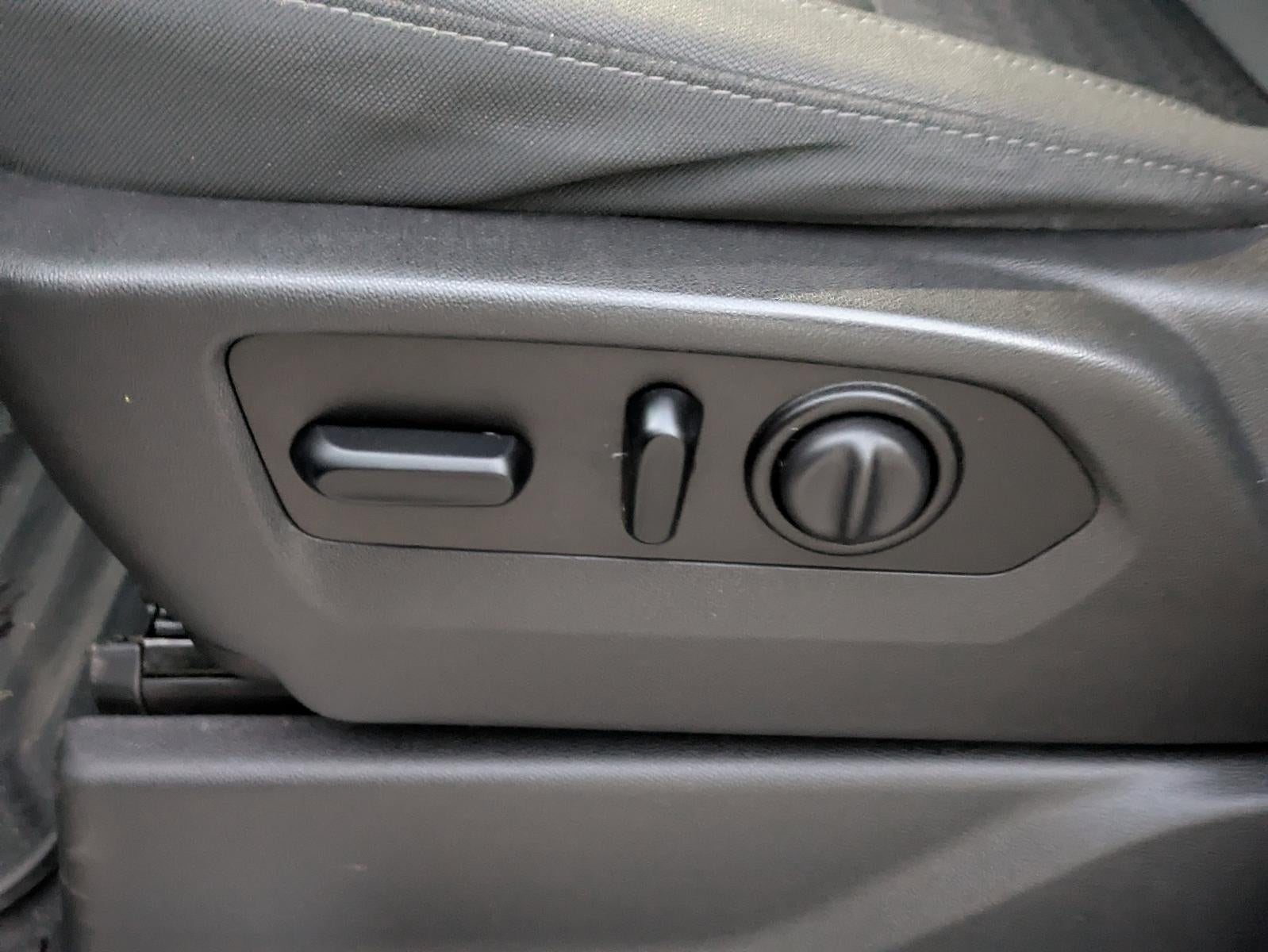 2021 Chevrolet Silverado 1500 Crew Cab Short Box 4-Wheel Drive LT