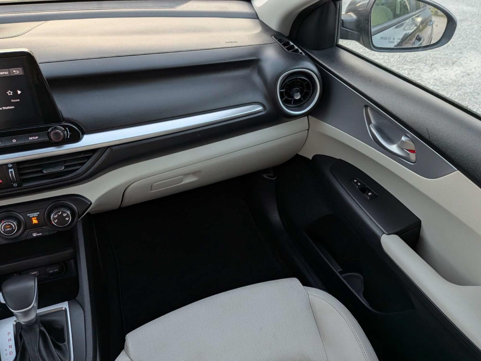 2023 Kia Forte LXS IVT