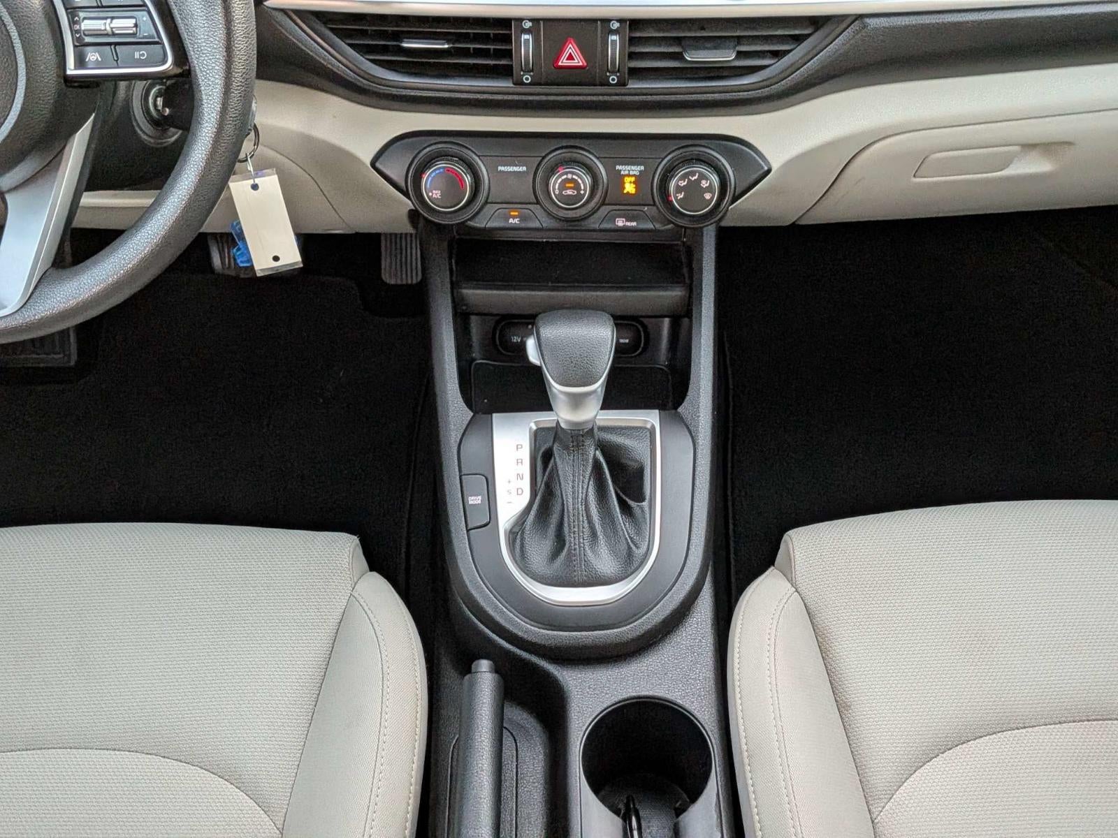 2023 Kia Forte LXS IVT