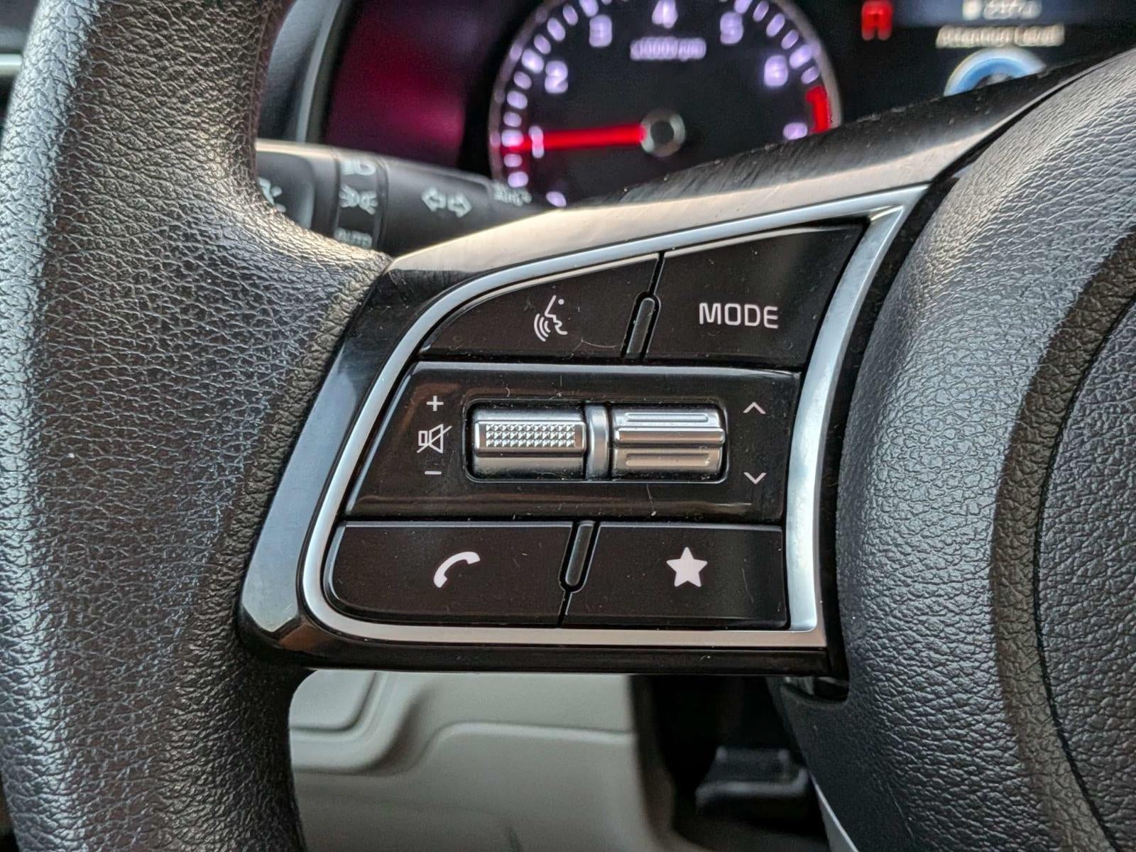 2023 Kia Forte LXS IVT