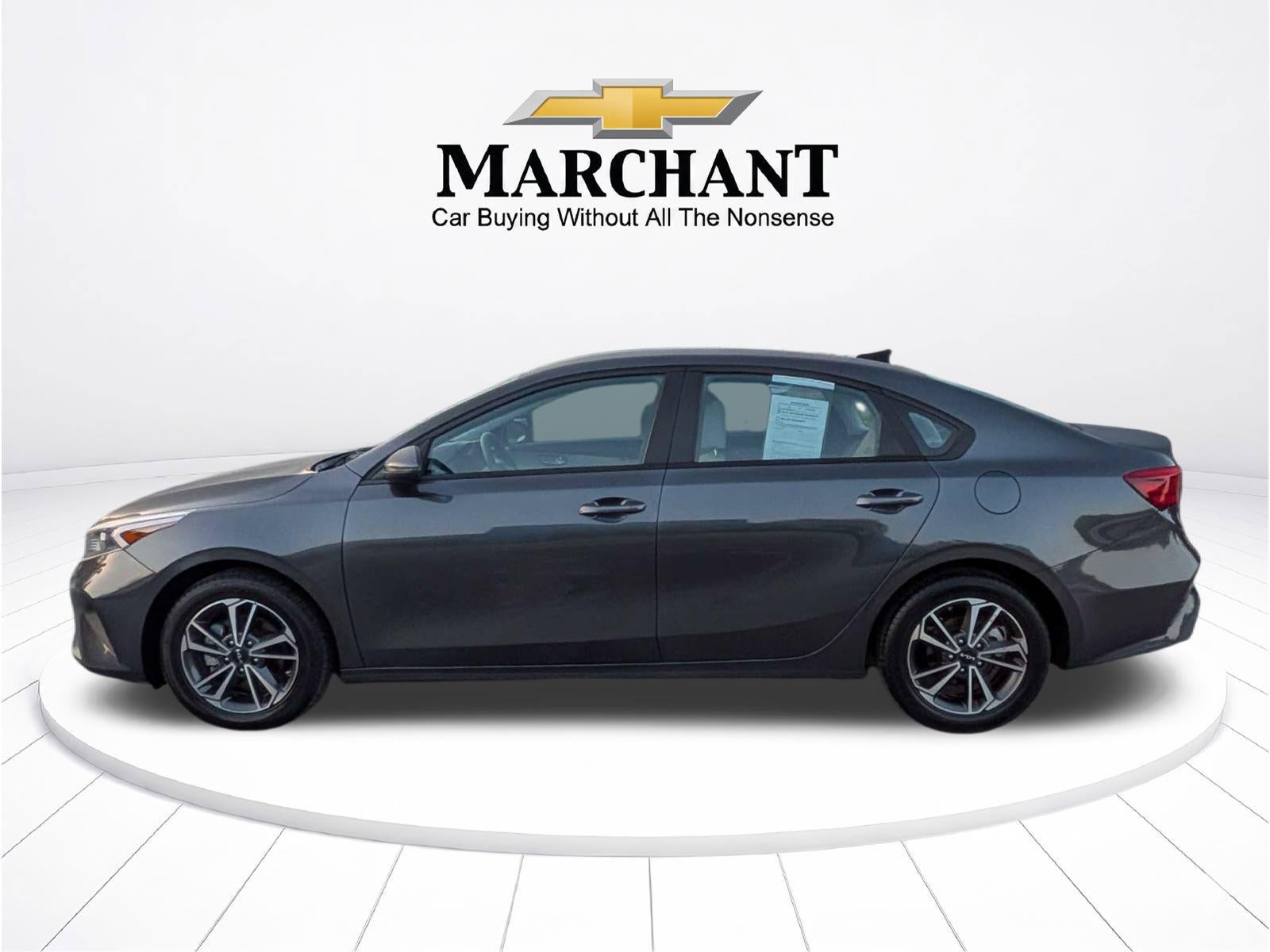 2023 Kia Forte LXS IVT