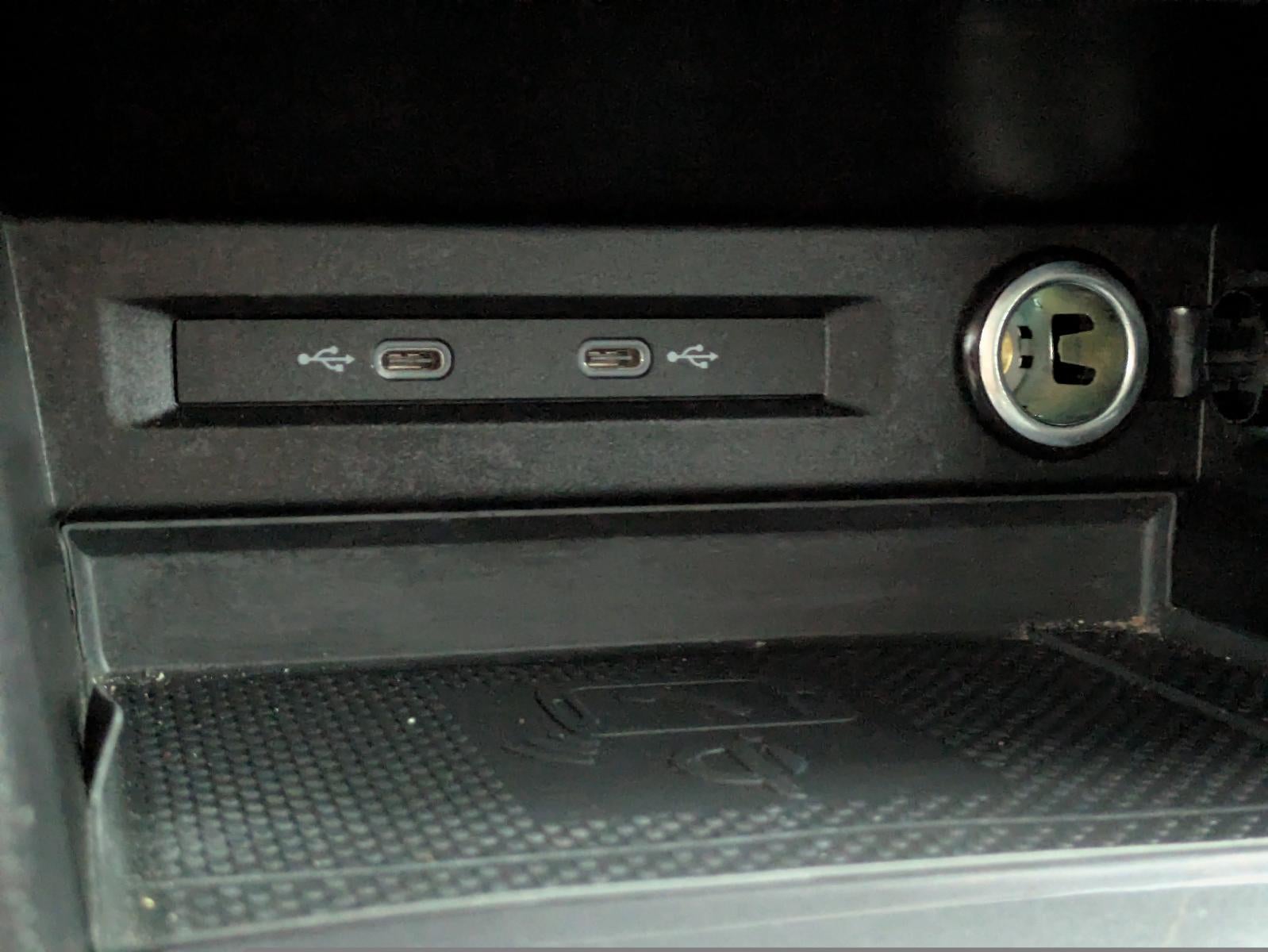 2022 Volkswagen Tiguan 2.0T SE FWD