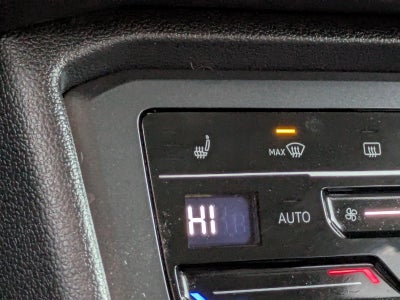 2022 Volkswagen Tiguan 2.0T SE FWD