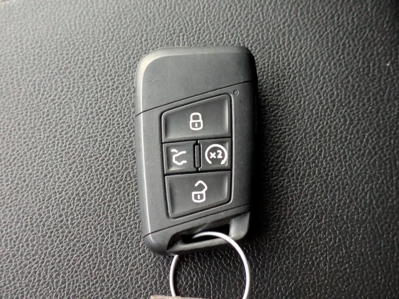 2022 Volkswagen Tiguan 2.0T SE FWD