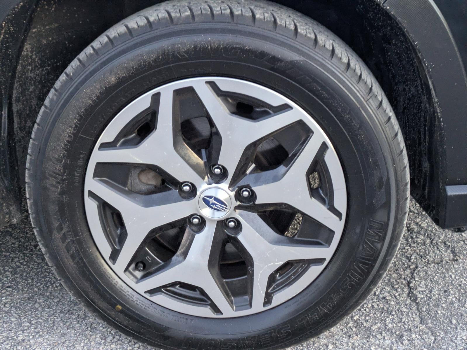 2023 Subaru Forester Premium CVT