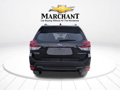 2023 Subaru Forester Premium CVT