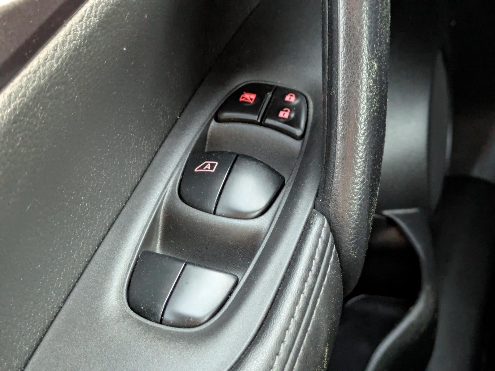 2021 Nissan Rogue Sport FWD S