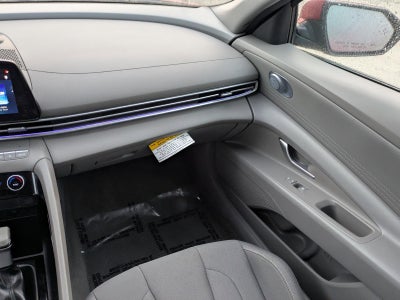 2024 Hyundai Elantra SEL IVT