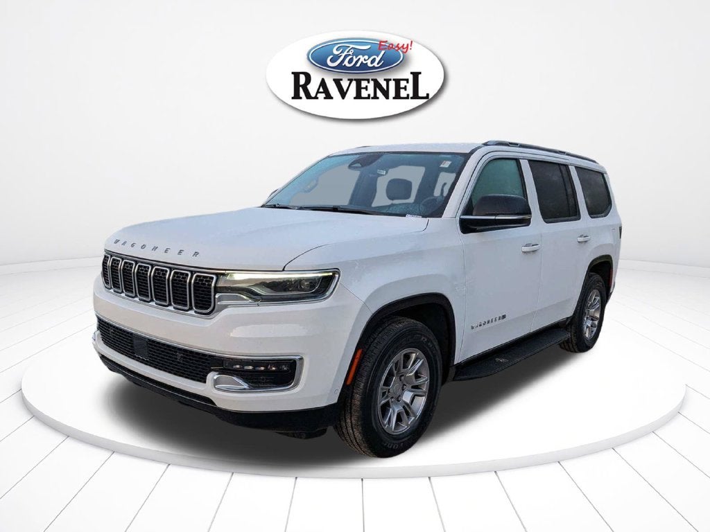 2023 Jeep Wagoneer Base