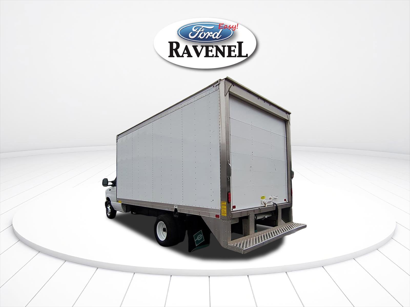 2023 Ford E-Series Cutaway Base