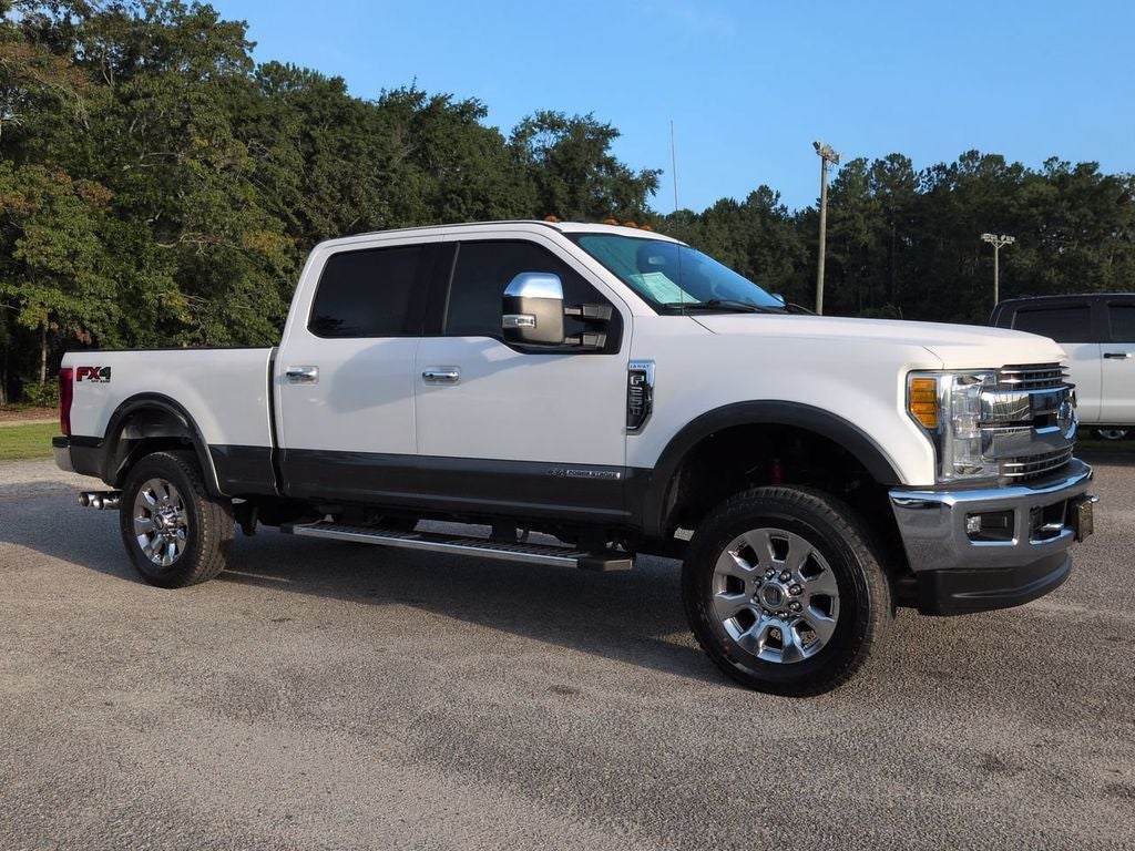 2017 Ford F-250SD Lariat