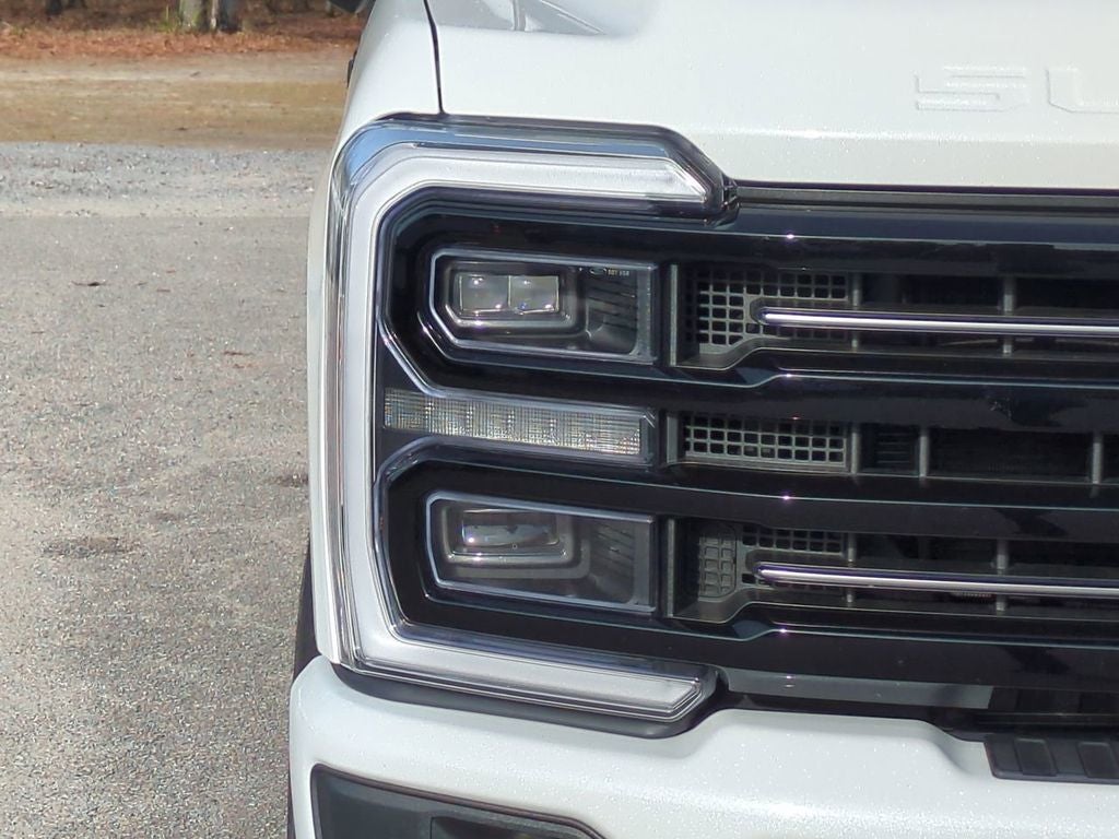 2025 Ford F-350SD Platinum