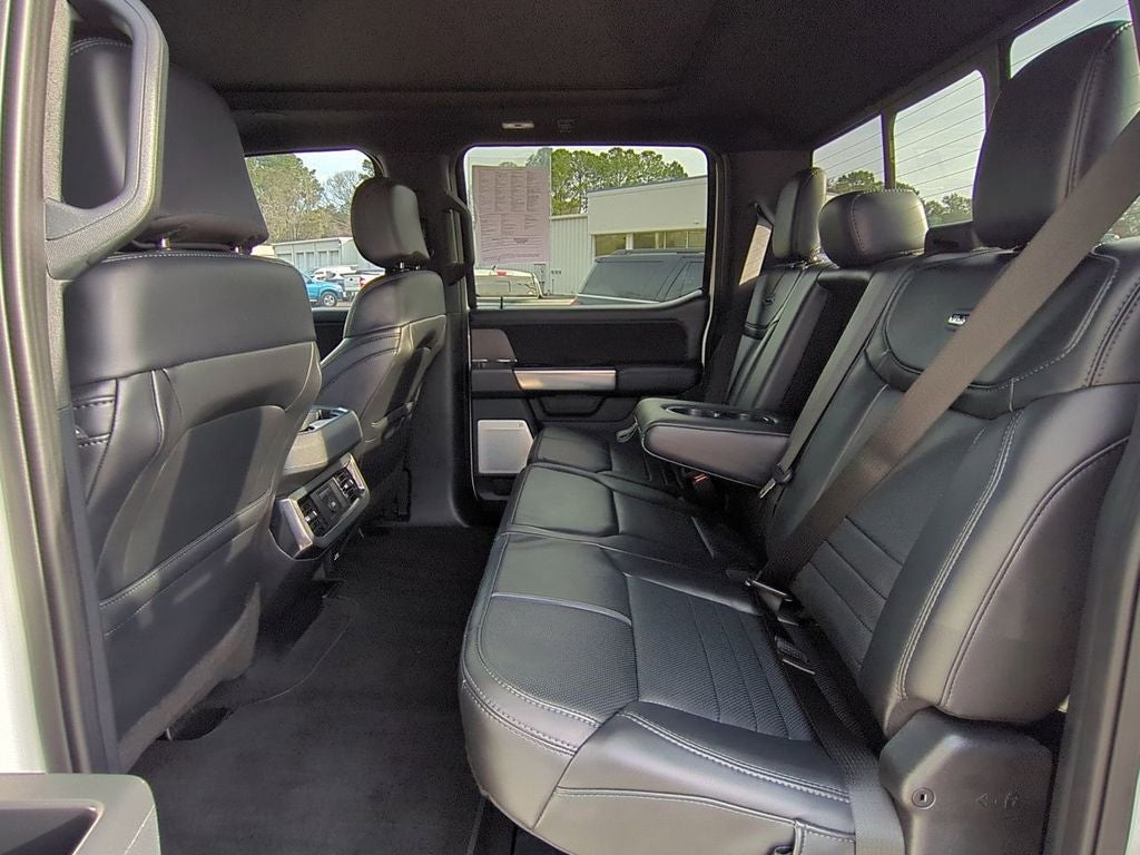 2025 Ford F-350SD Platinum