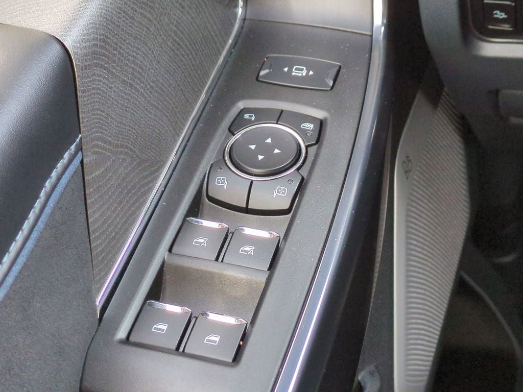 2025 Ford F-350SD Platinum