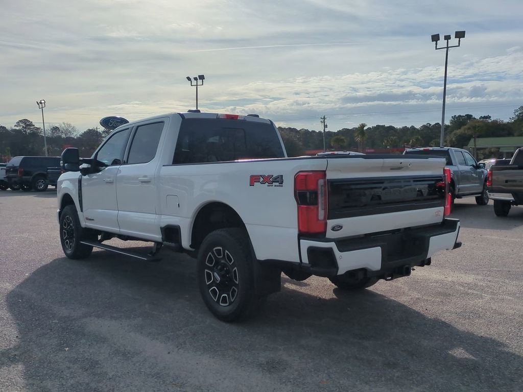 2025 Ford F-350SD Platinum