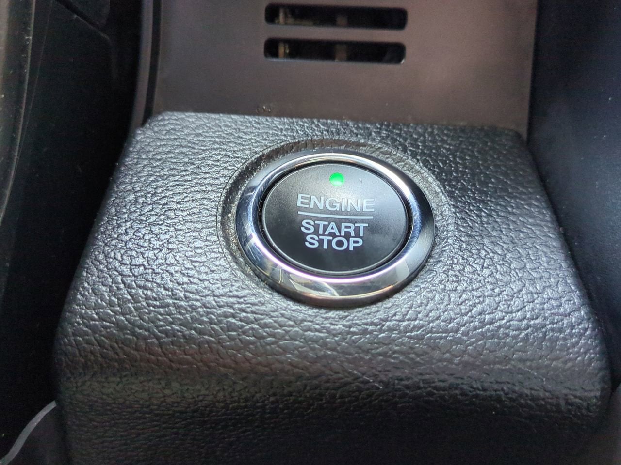 2020 Ford Super Duty F-350 DRW LARIAT