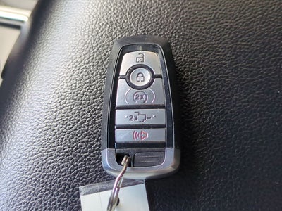 2020 Ford Super Duty F-350 DRW LARIAT