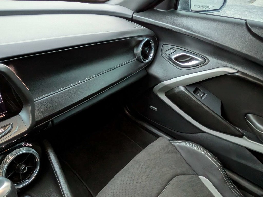 2024 Chevrolet Camaro LT1
