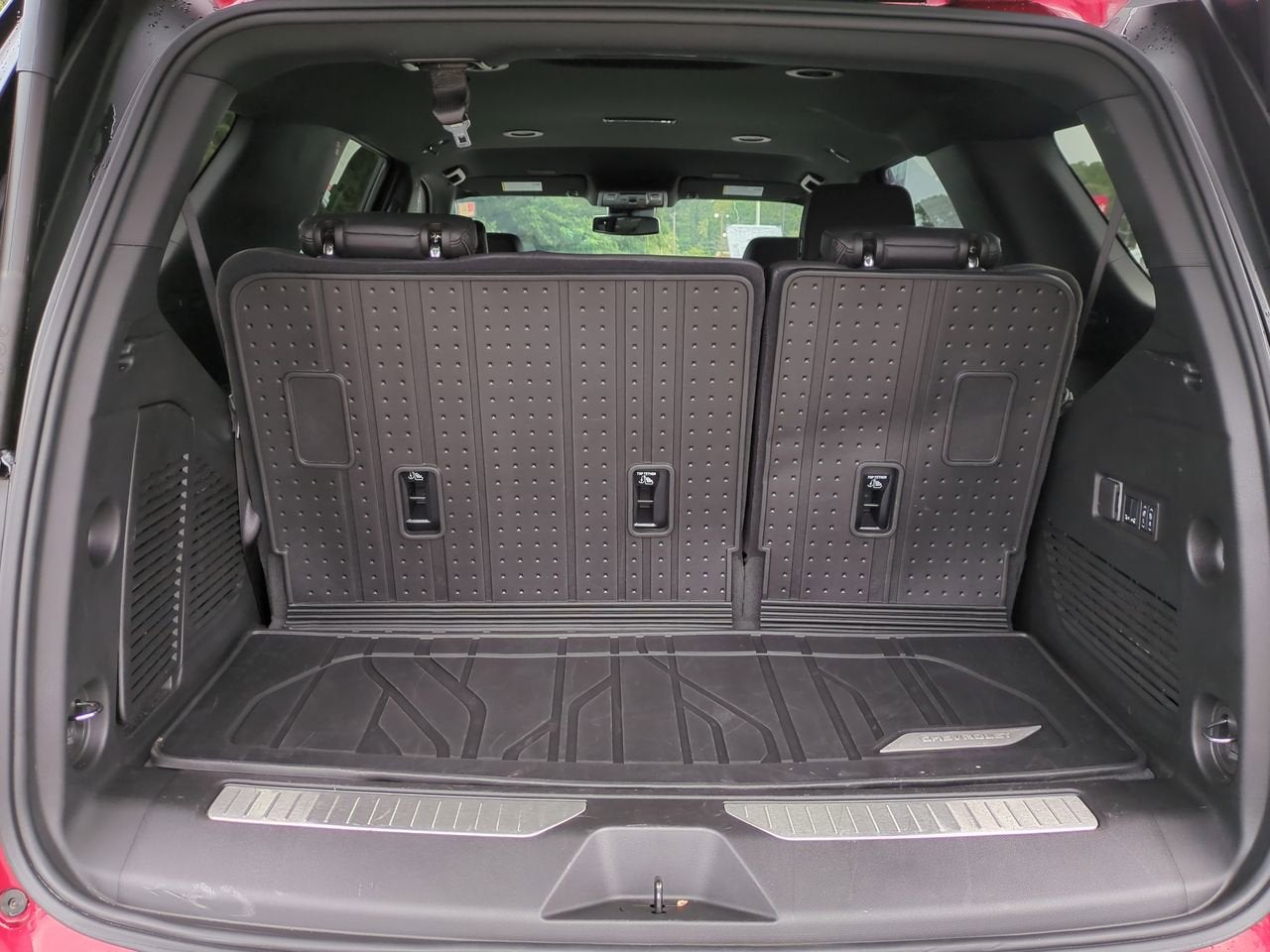 2025 Chevrolet Tahoe RST