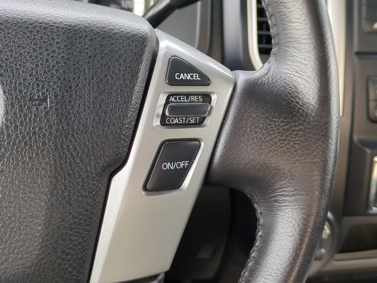 2019 Nissan Titan SL