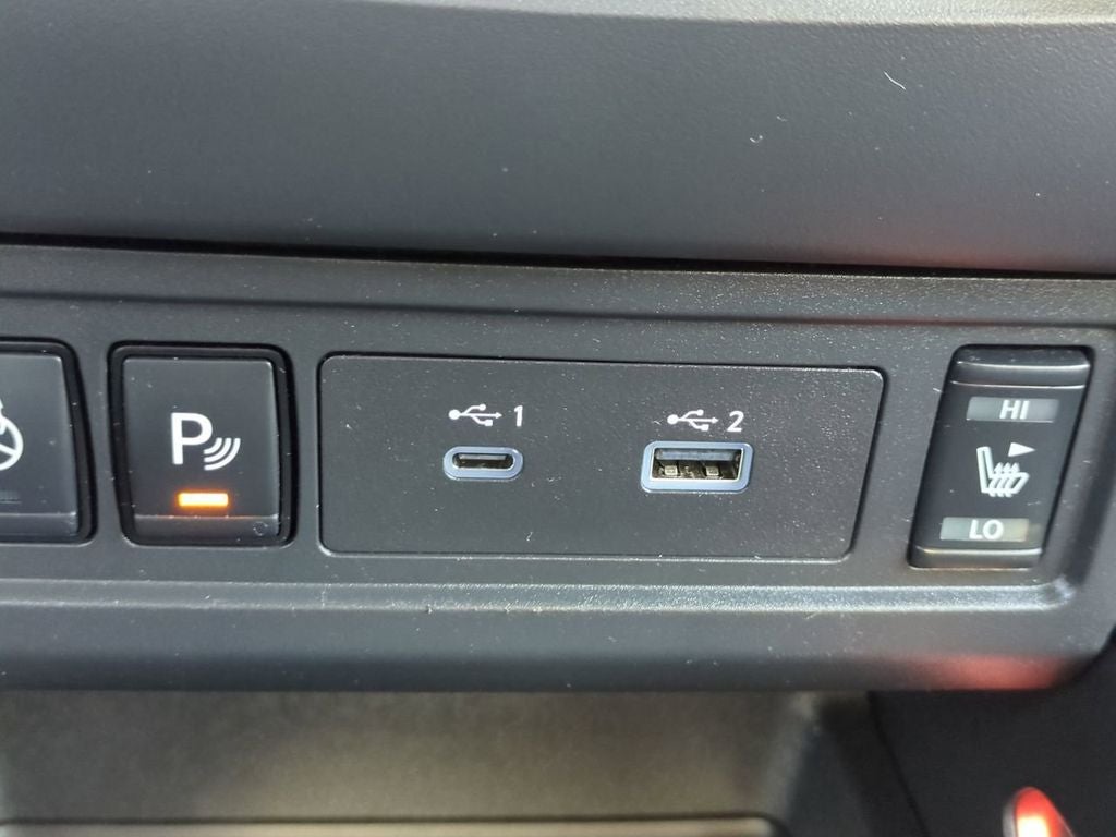 2023 Nissan Frontier PRO-X