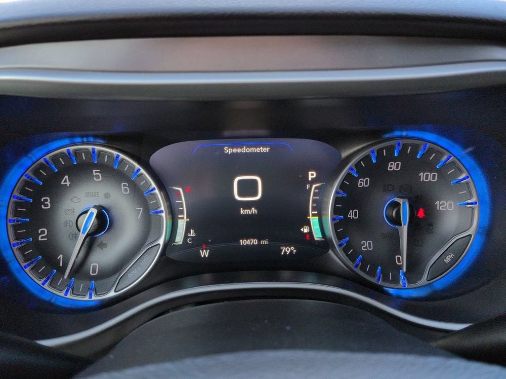 2026 Chrysler Pacifica Select
