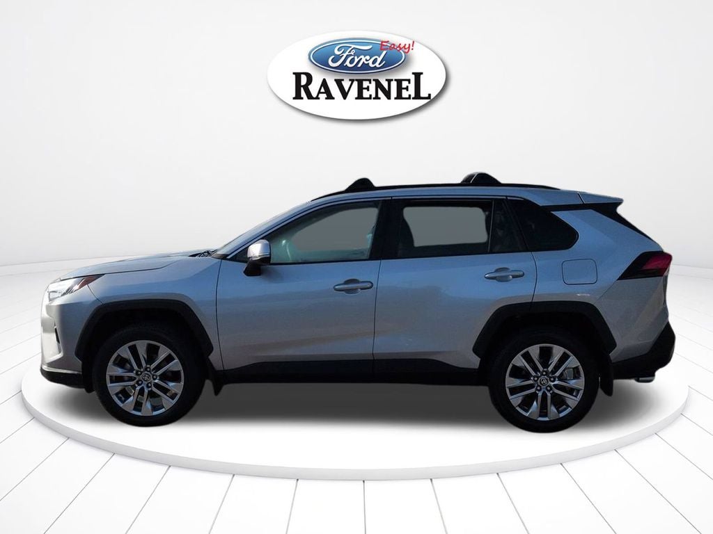 2024 Toyota RAV4 XLE Premium