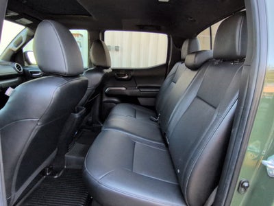 2022 Toyota Tacoma Limited V6