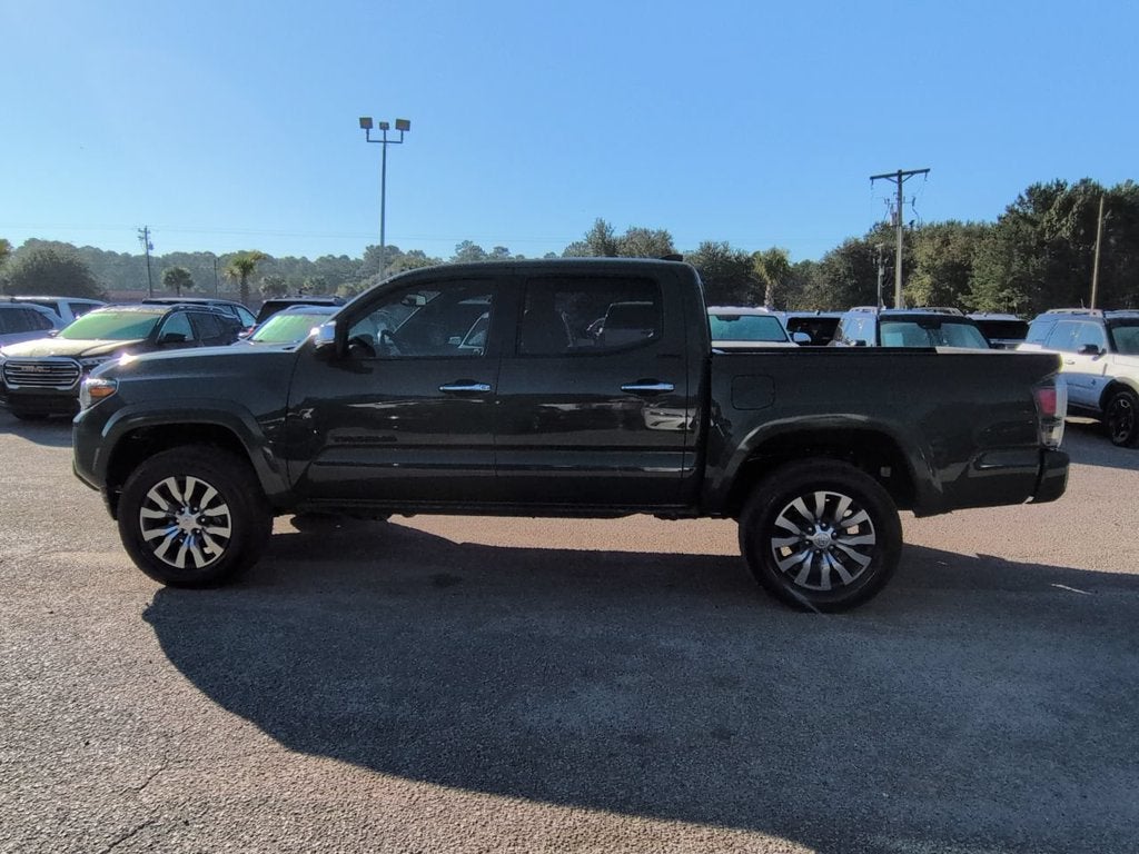 2022 Toyota Tacoma Limited V6