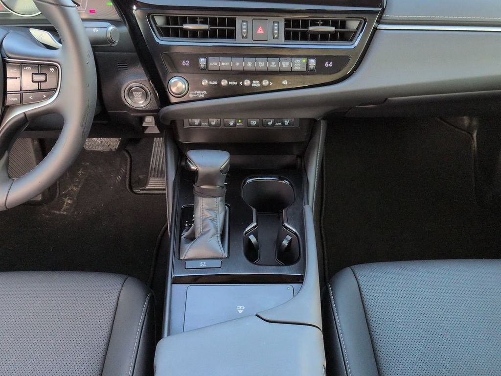 2025 Lexus ES 350